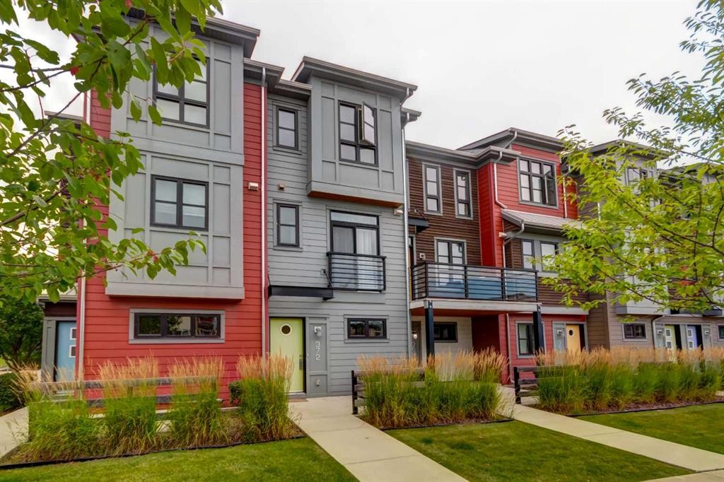 372 Walden Parade Se, Calgary, AB