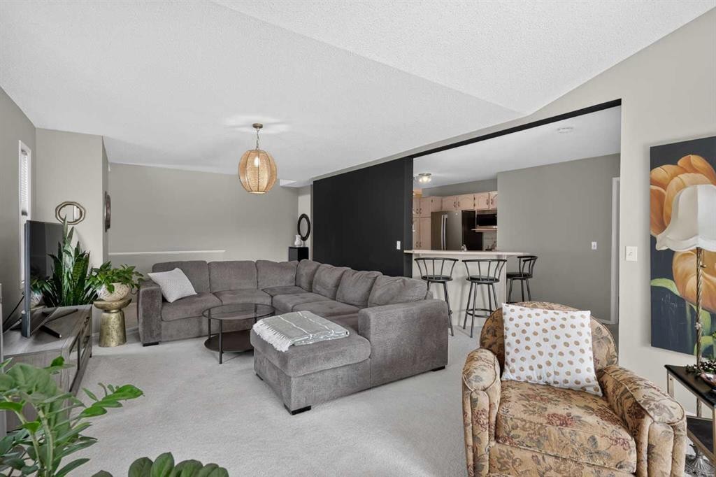 204-39 Hidden Creek Place Nw, Calgary, AB