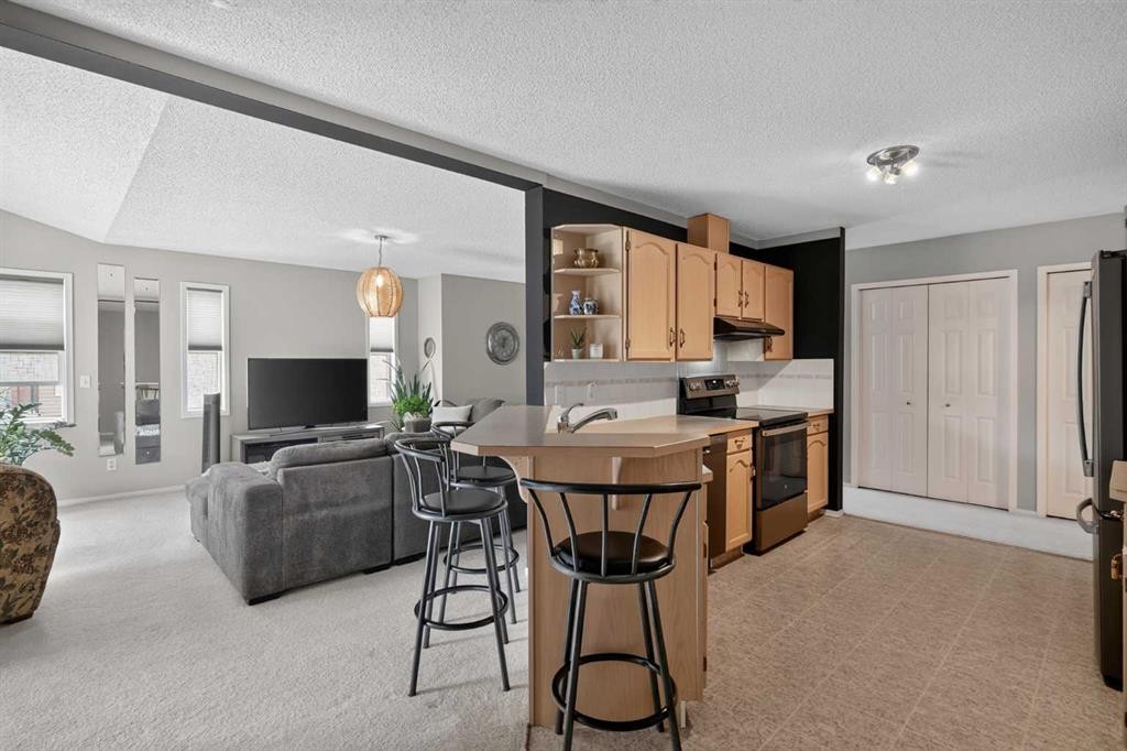 204-39 Hidden Creek Place Nw, Calgary, AB