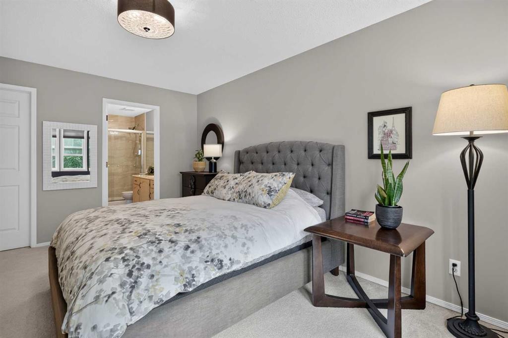 204-39 Hidden Creek Place Nw, Calgary, AB