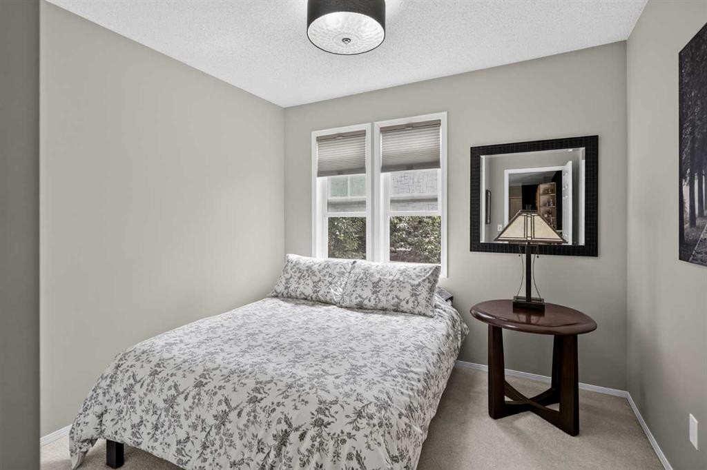 204-39 Hidden Creek Place Nw, Calgary, AB