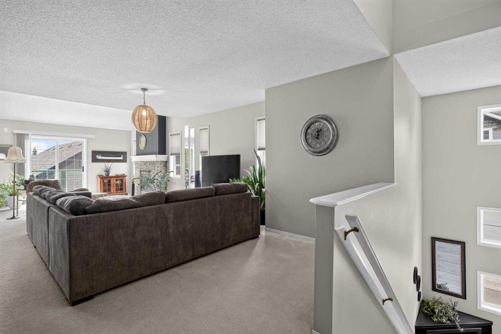 204-39 Hidden Creek Place Nw, Calgary, AB