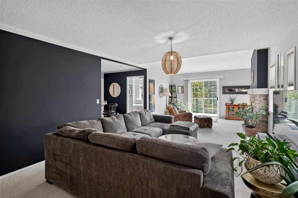 204-39 Hidden Creek Place Nw, Calgary, AB