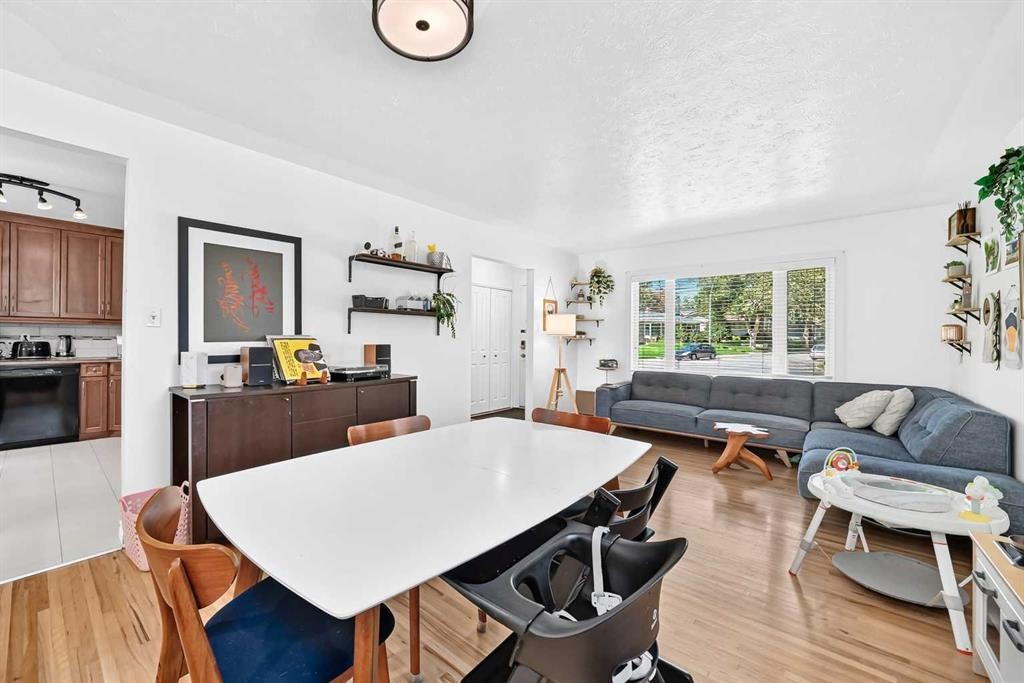 7427 Fountain Road Se, Calgary, AB