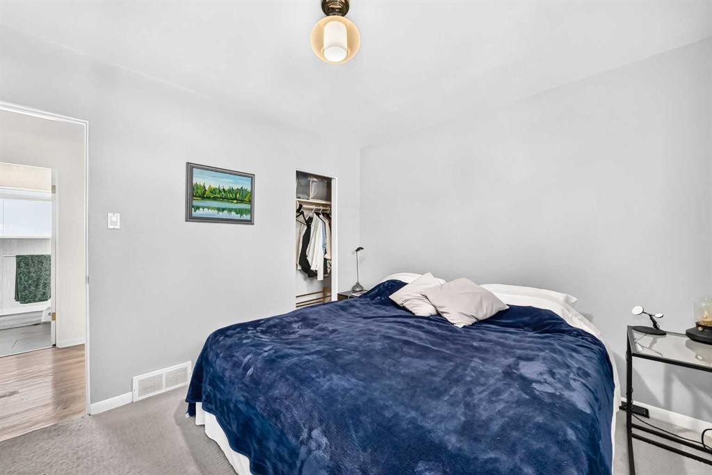 7427 Fountain Road Se, Calgary, AB