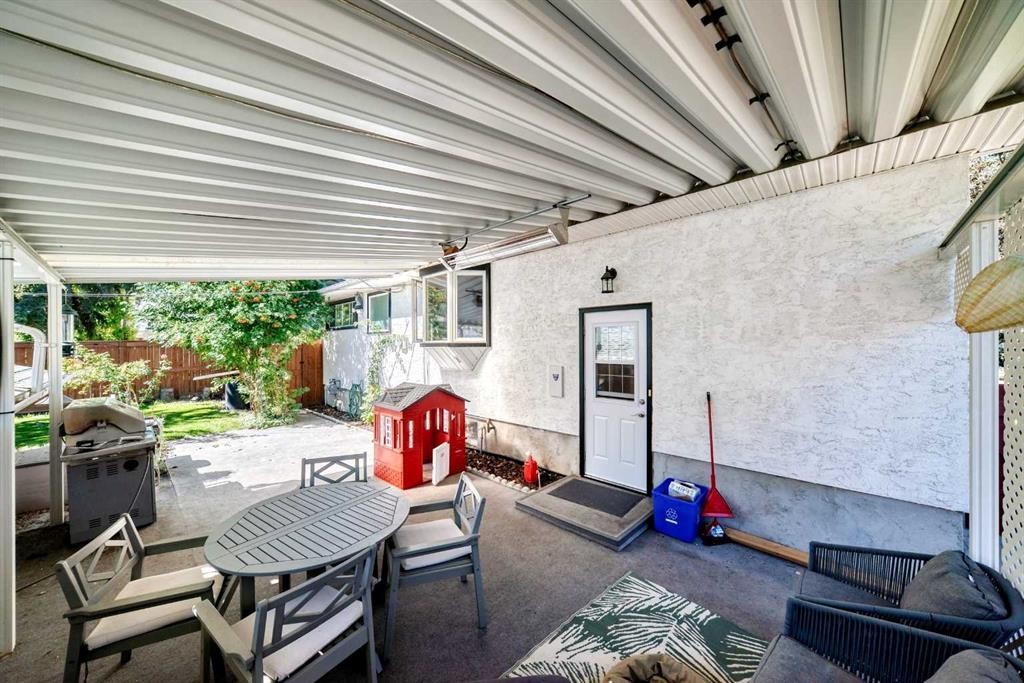 7427 Fountain Road Se, Calgary, AB