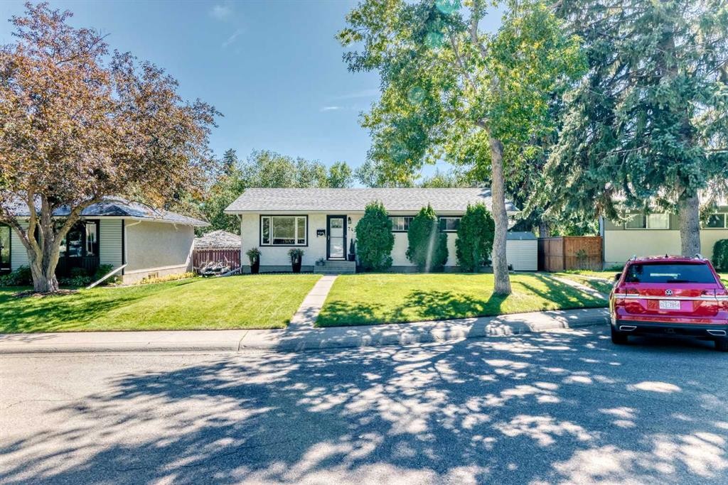 7427 Fountain Road Se, Calgary, AB