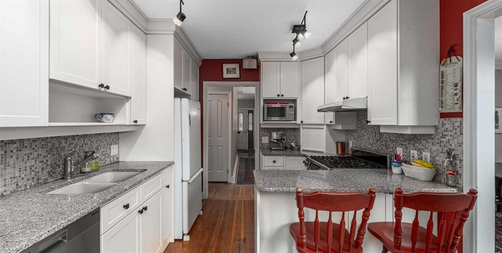 525 Alexander Crescent Nw, Calgary, AB