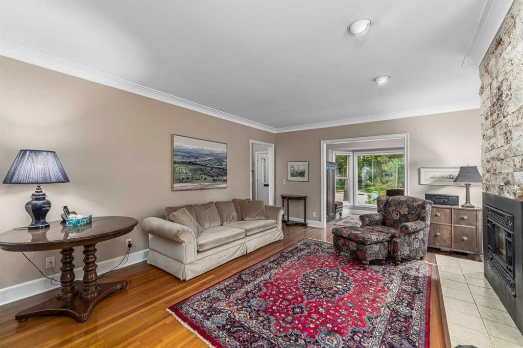 525 Alexander Crescent Nw, Calgary, AB