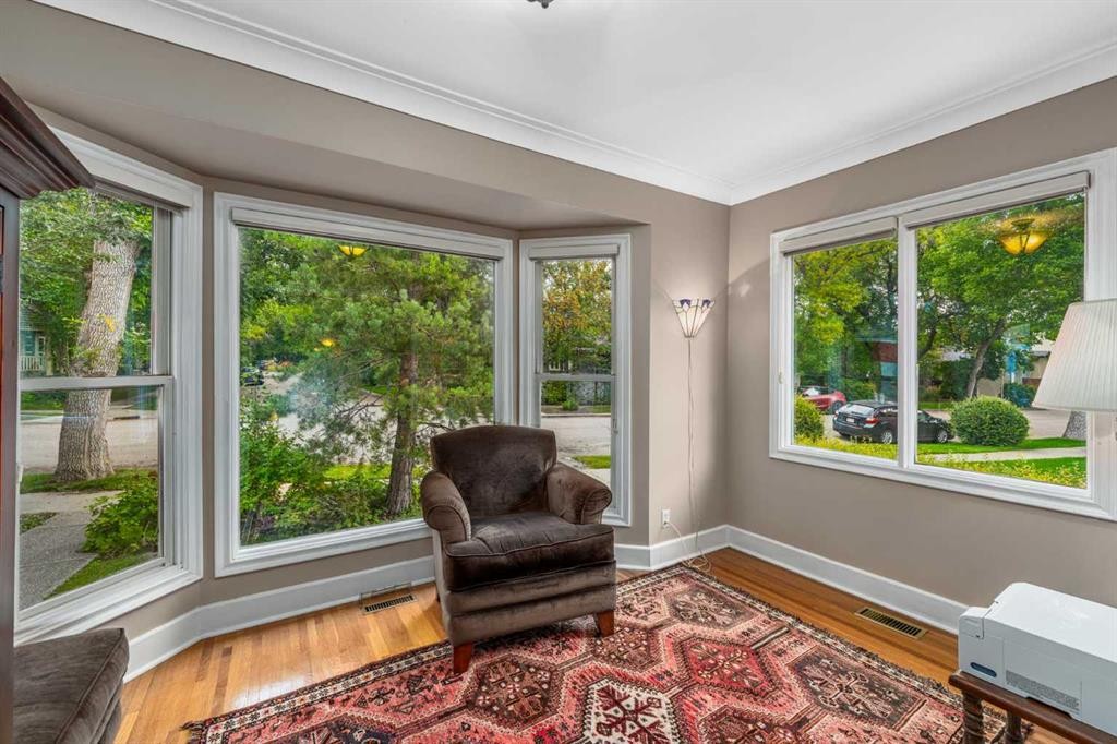 525 Alexander Crescent Nw, Calgary, AB