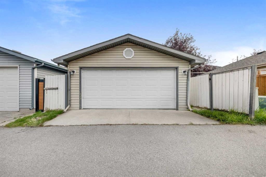 1150 Prestwick Circle Se, Calgary, AB