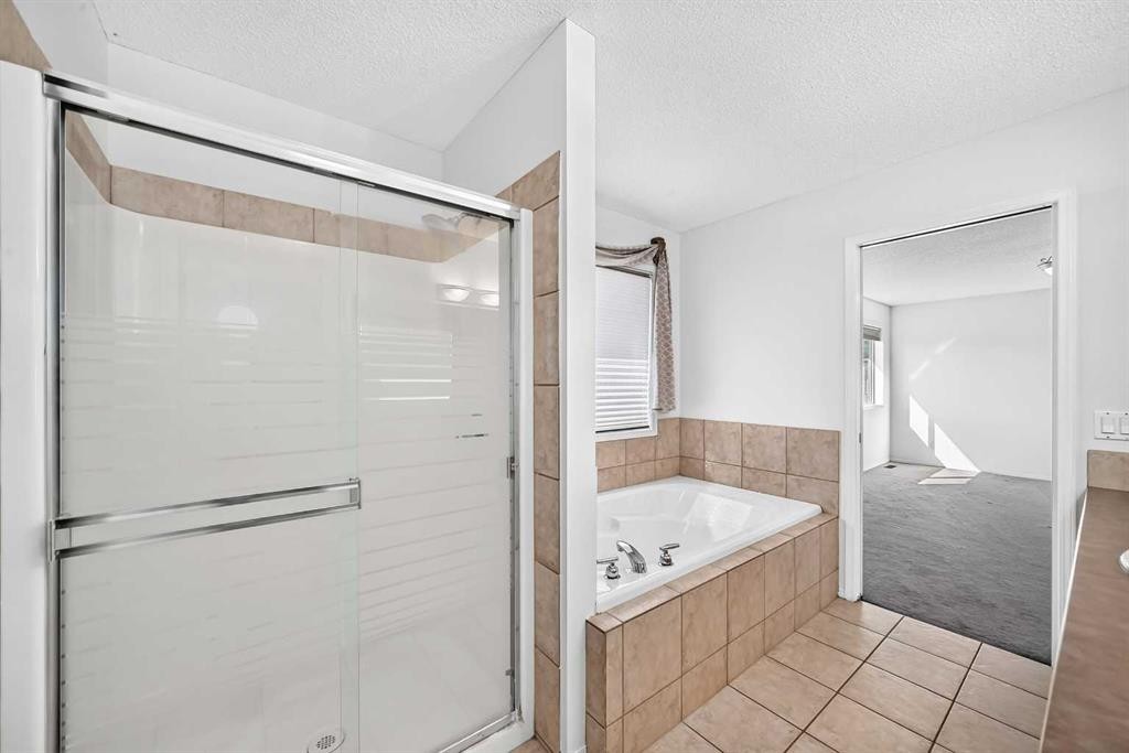 186 Panamount Drive Nw, Calgary, AB
