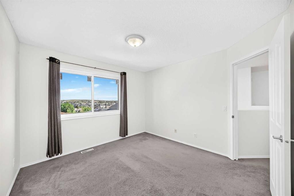 186 Panamount Drive Nw, Calgary, AB
