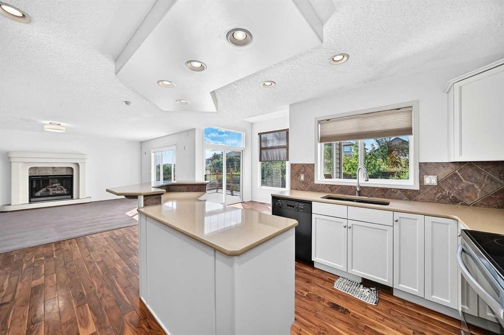 186 Panamount Drive Nw, Calgary, AB
