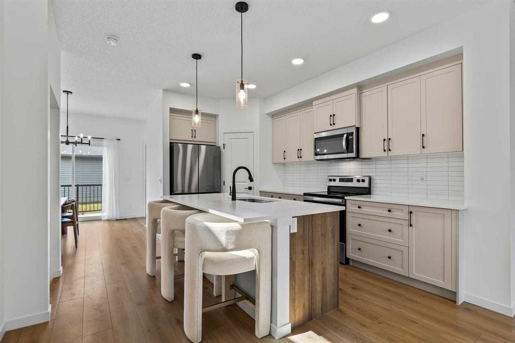 37 Sage Hill Path Nw, Calgary, AB