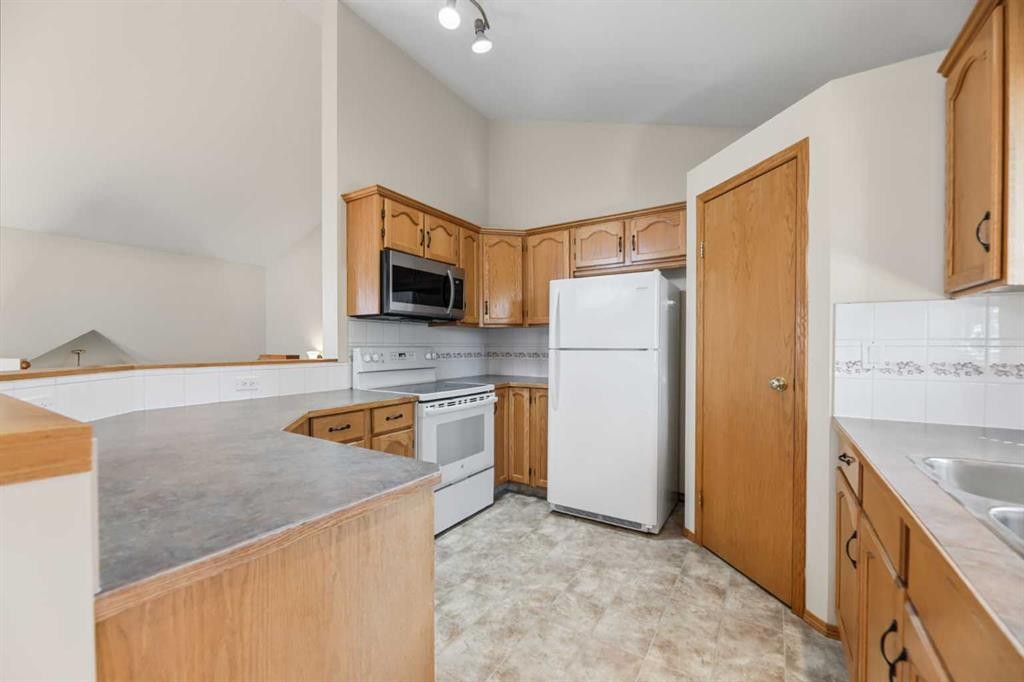 1509 Mary Place, Didsbury, AB