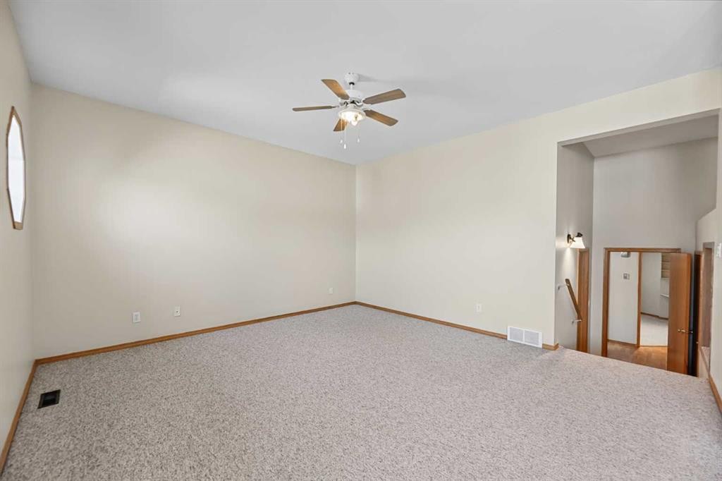 1509 Mary Place, Didsbury, AB