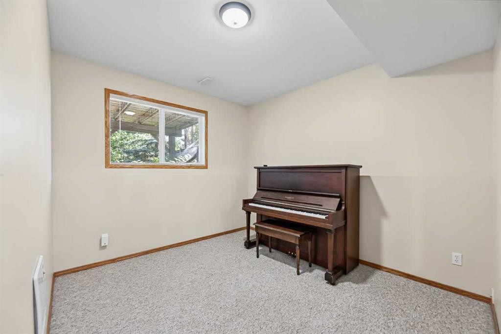 1509 Mary Place, Didsbury, AB