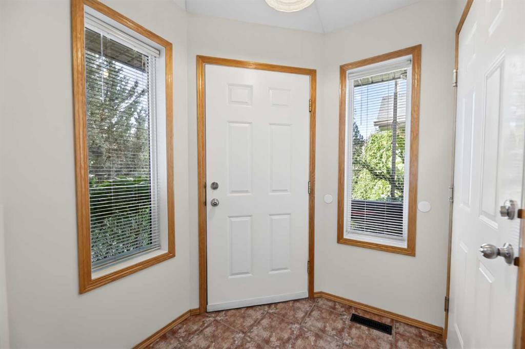 1509 Mary Place, Didsbury, AB