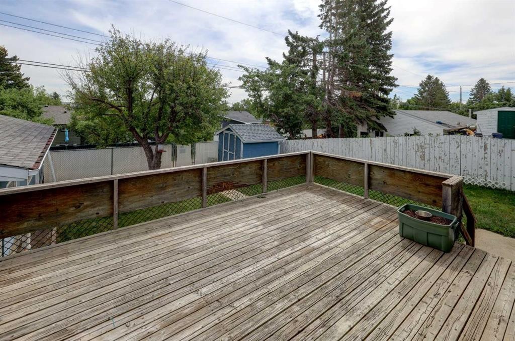 50 Thornlee Crescent Nw, Calgary, AB