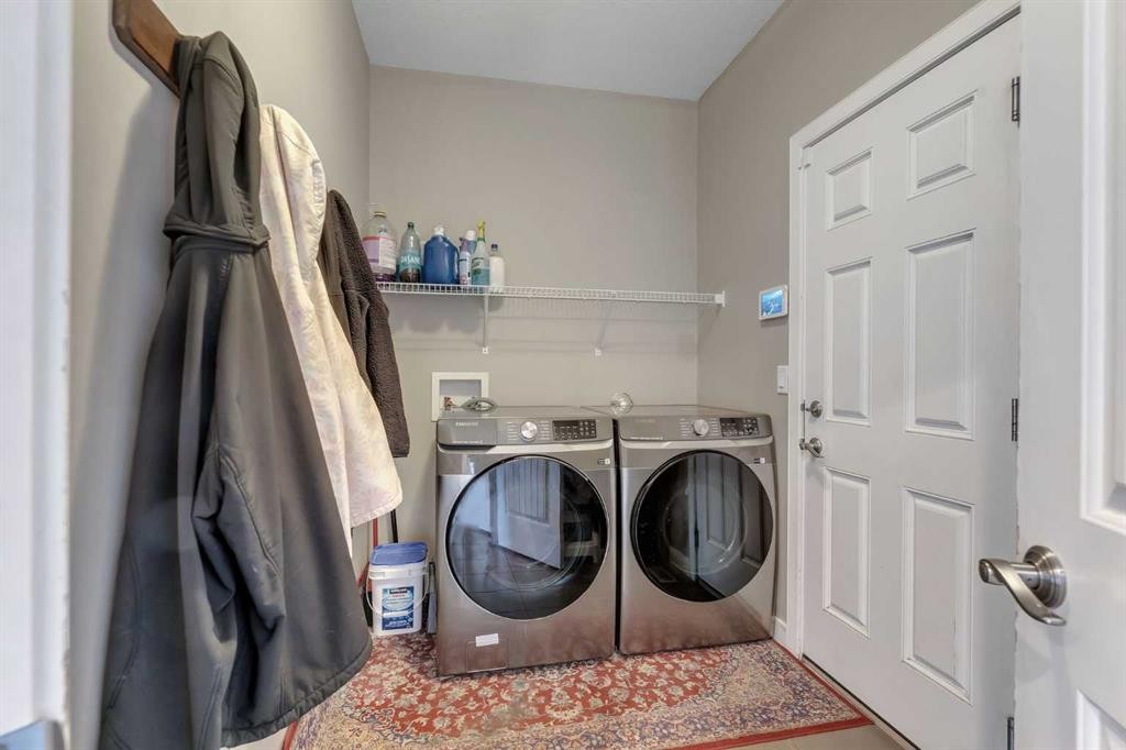 130 Brightonwoods Grove Se, Calgary, AB - Indoor Photo Showing Laundry Room