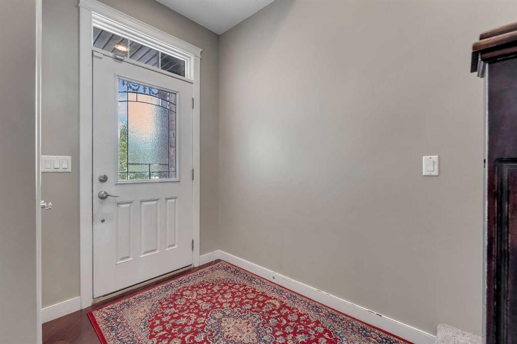 130 Brightonwoods Grove Se, Calgary, AB - Indoor Photo Showing Other Room