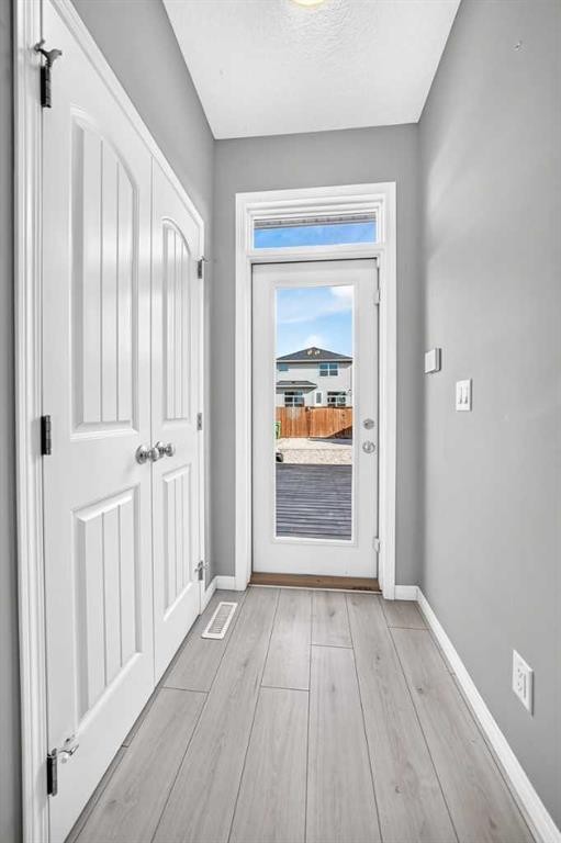 682 Redstone Drive Ne, Calgary, AB