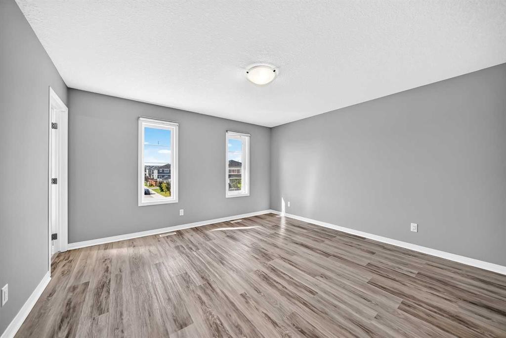 682 Redstone Drive Ne, Calgary, AB