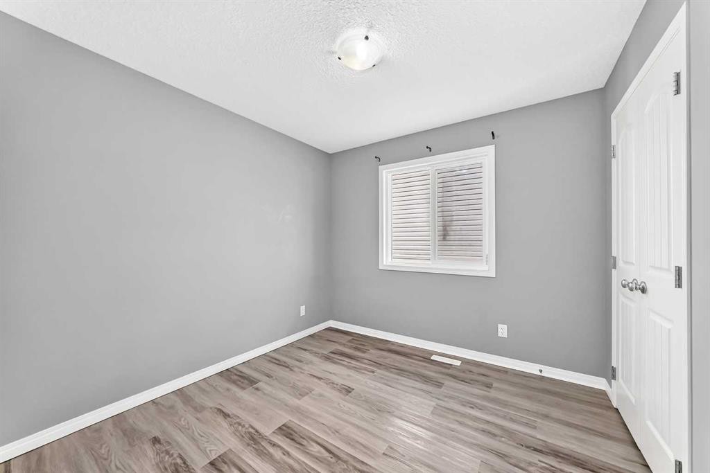 682 Redstone Drive Ne, Calgary, AB