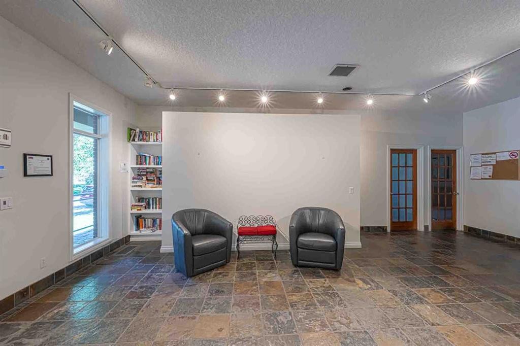3302-24 Hemlock Crescent Sw, Calgary, AB