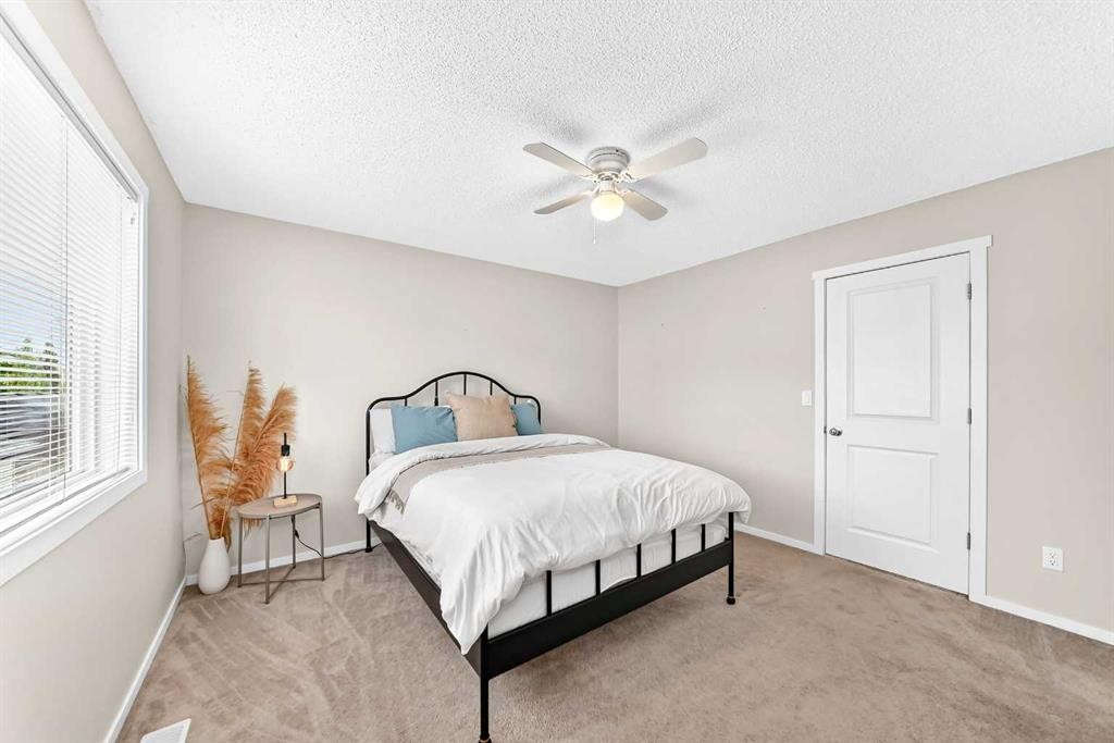 41 Sunvalley Road, Cochrane, AB