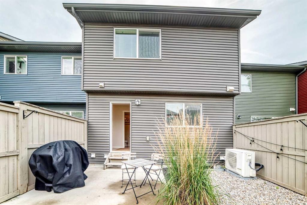 41 Sunvalley Road, Cochrane, AB