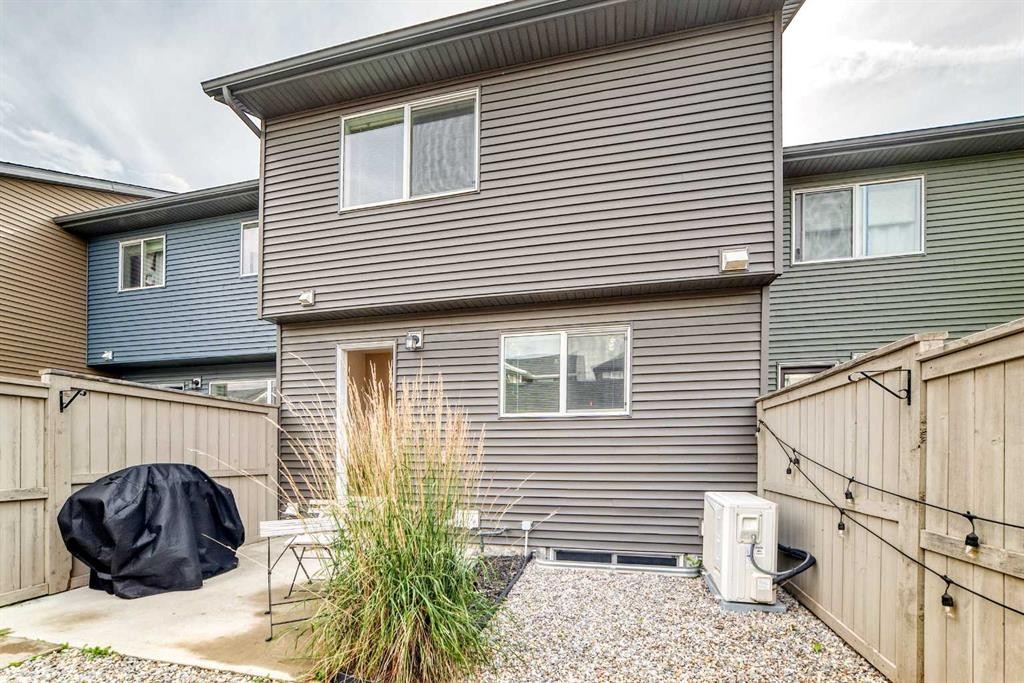 41 Sunvalley Road, Cochrane, AB