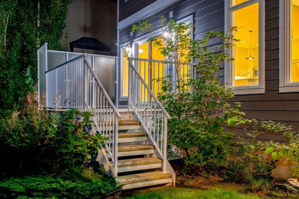 32 Aspen Vista Way Sw, Calgary, AB