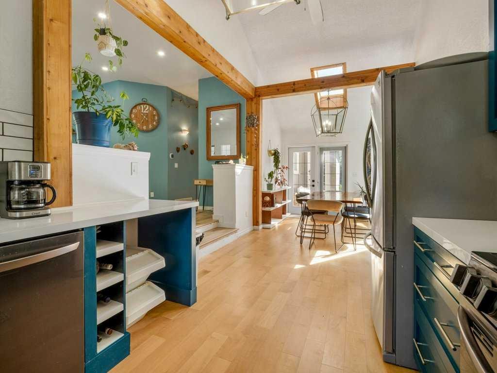 633 7 Street South, Lethbridge, AB