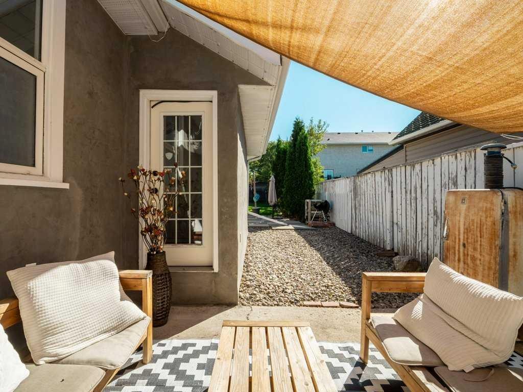 633 7 Street South, Lethbridge, AB