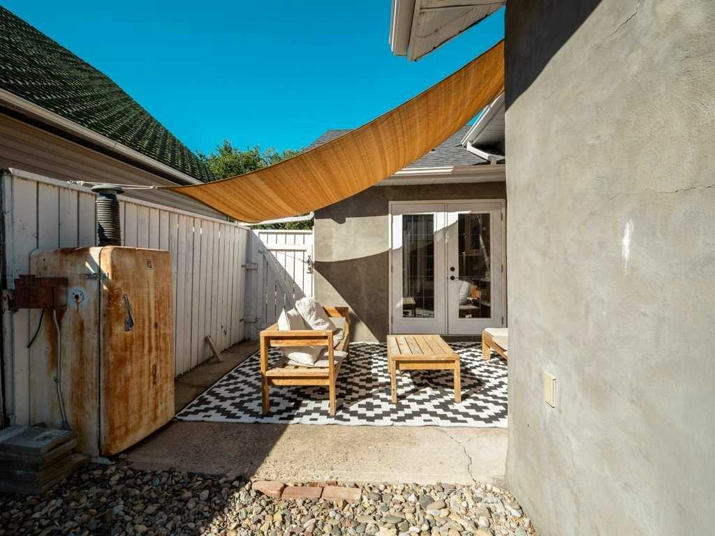 633 7 Street South, Lethbridge, AB