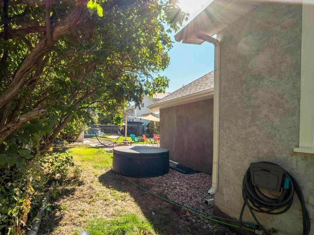 633 7 Street South, Lethbridge, AB
