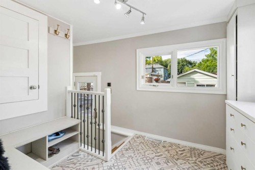 708 18 Avenue Nw, Calgary, AB 