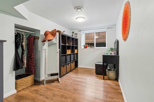 708 18 Avenue Nw, Calgary, AB 