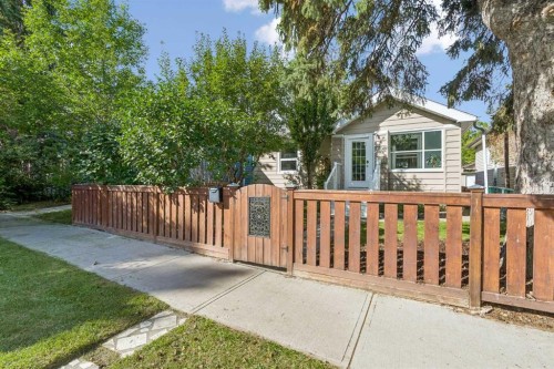 708 18 Avenue Nw, Calgary, AB 