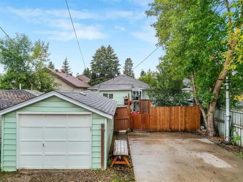 708 18 Avenue Nw, Calgary, AB 