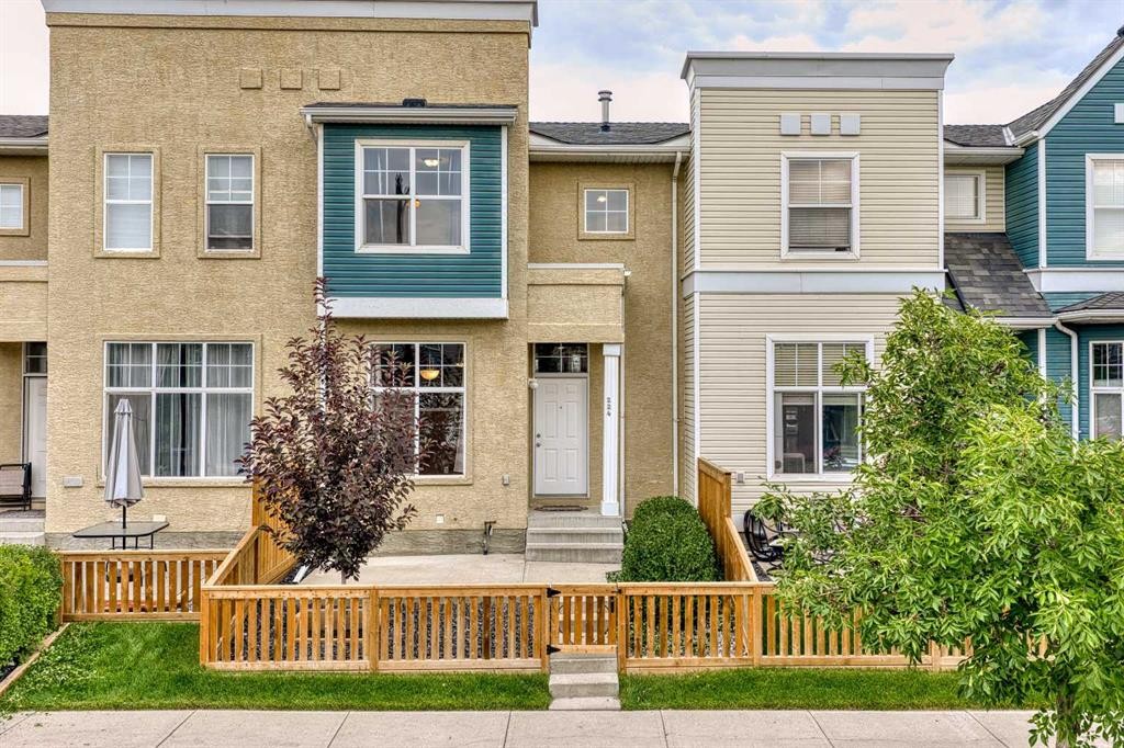 224 Mckenzie Towne Link Se, Calgary, AB