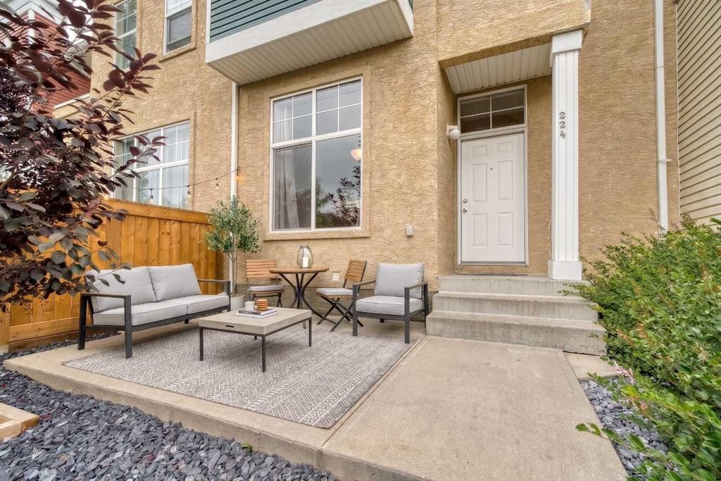 224 Mckenzie Towne Link Se, Calgary, AB