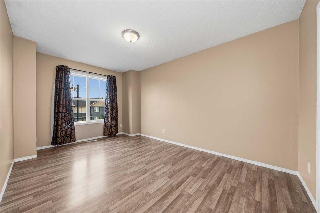 224 Mckenzie Towne Link Se, Calgary, AB
