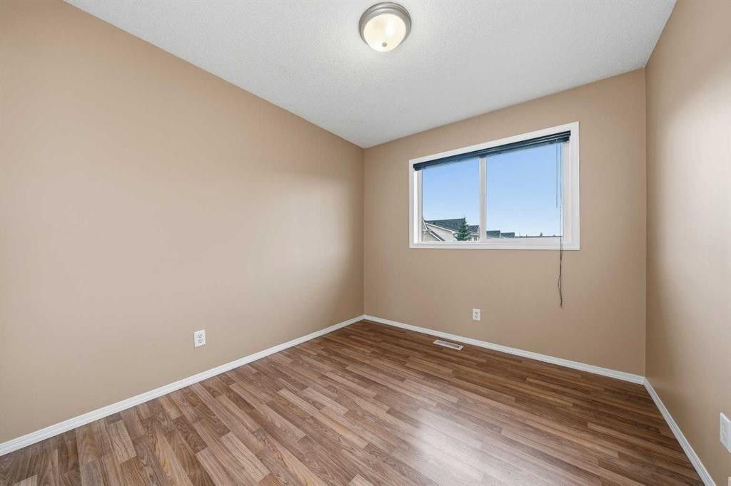 224 Mckenzie Towne Link Se, Calgary, AB