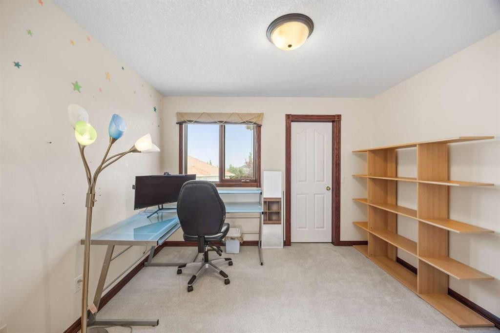 10385 Hamptons Boulevard Nw, Calgary, AB - Indoor Photo Showing Office