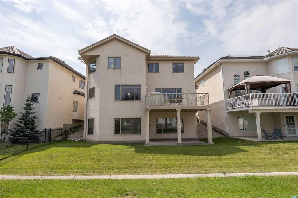 10385 Hamptons Boulevard Nw, Calgary, AB - Outdoor