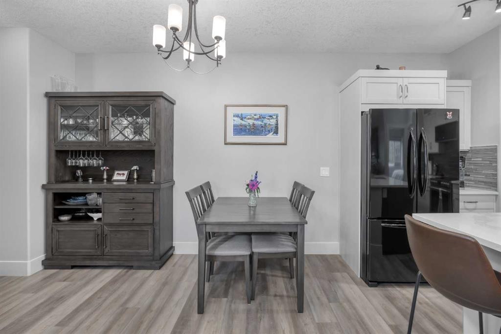 306-77 George Fox Trail, Cochrane, AB