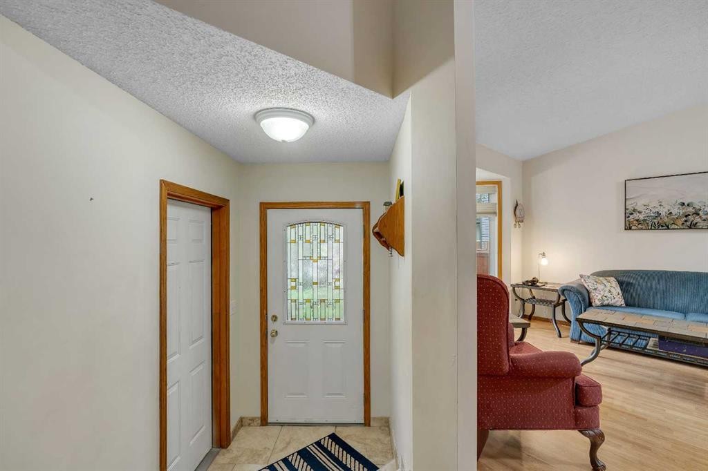 139 Shawnessy Drive Sw, Calgary, AB